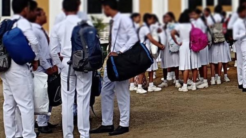 දෙවන පාසැල් වාරය හෙට ආරම්භ කෙරේ