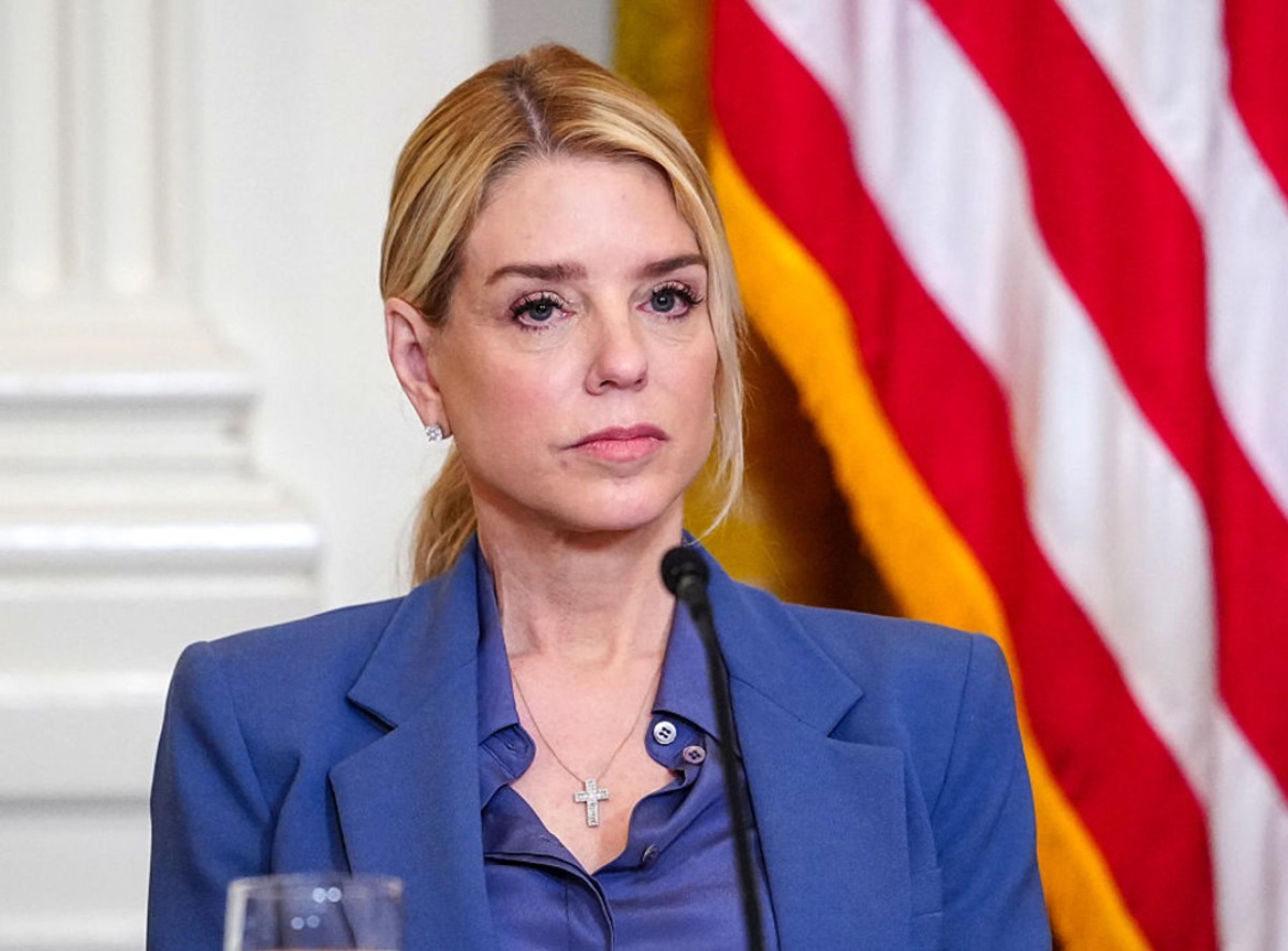 Pam Bondi steps down as Attorney General